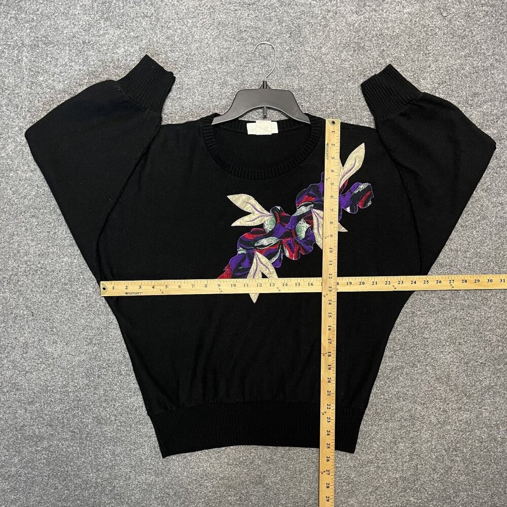 Taji Of Paris Vintage Black Sweater L Bold Embroidered Floral Leaf Lightweight - Picture 6 of 7